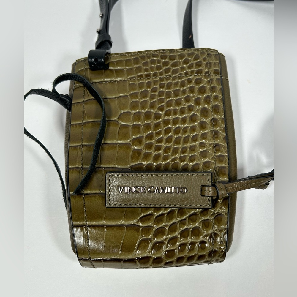 VINCE CAMUTO Women's Mavis Handbag Purse Croc Green Leather Crossbody